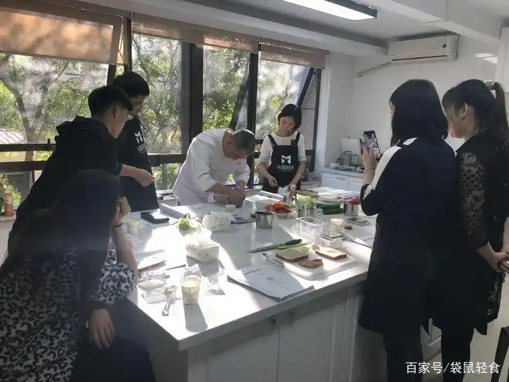 袋鼠轻食11月1111期学员毕业，六日追梦之旅回顾